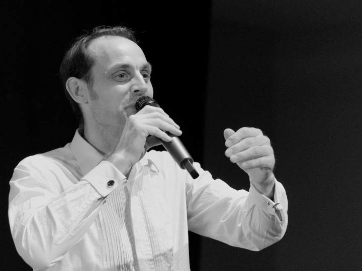 Chanteur passionné Paris
